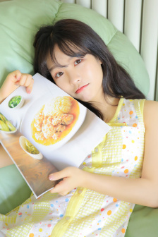 黑丝美女